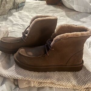 UGG Diara’s women’s boots 🥾